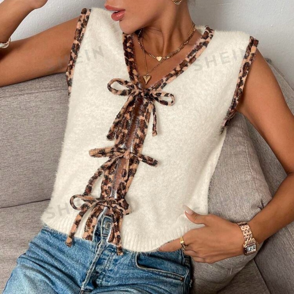 Patchwork Leopard Print V-Neck Lace-Up Front Fash… - image 3